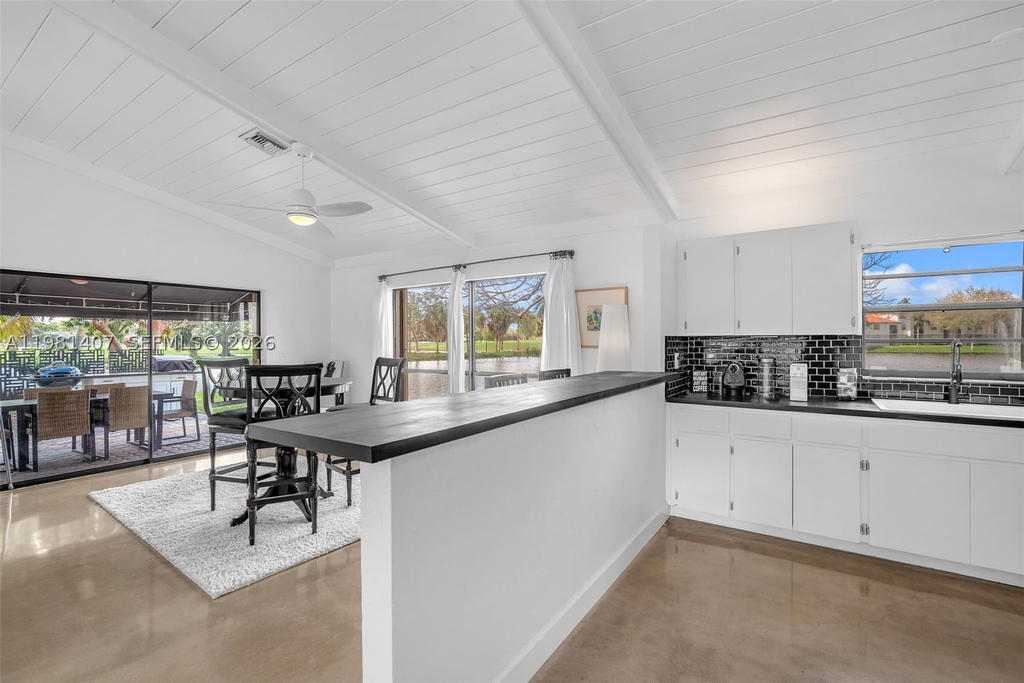 Real estate property located at 211 87th Ter, Broward, Jacaranda Area 4, Plantation, FL
