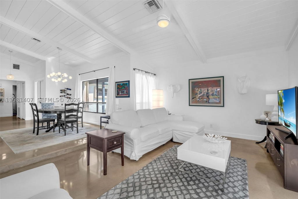 Real estate property located at 211 87th Ter, Broward, Jacaranda Area 4, Plantation, FL