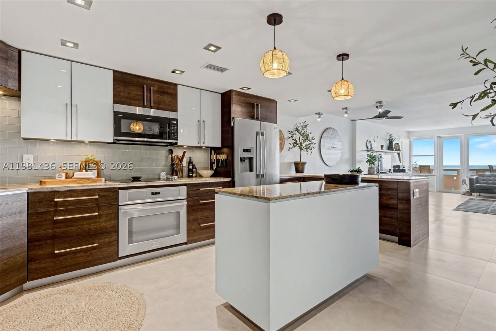 Real estate property located at 3111 Ocean Dr #1612, Broward, Hollywood Towers Condo, Hollywood, FL