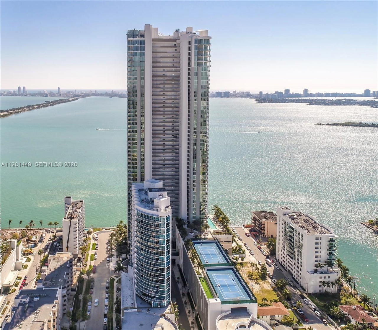 Real estate property located at 2900 7th Ave #404, Miami-dade, Biscayne Beach Condo, Miami, FL