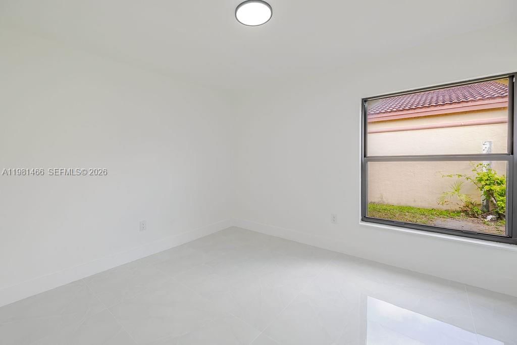 Real estate property located at 8940 4th Ter, Miami-dade, Poinciana Pointe Phase 1, Miami, FL