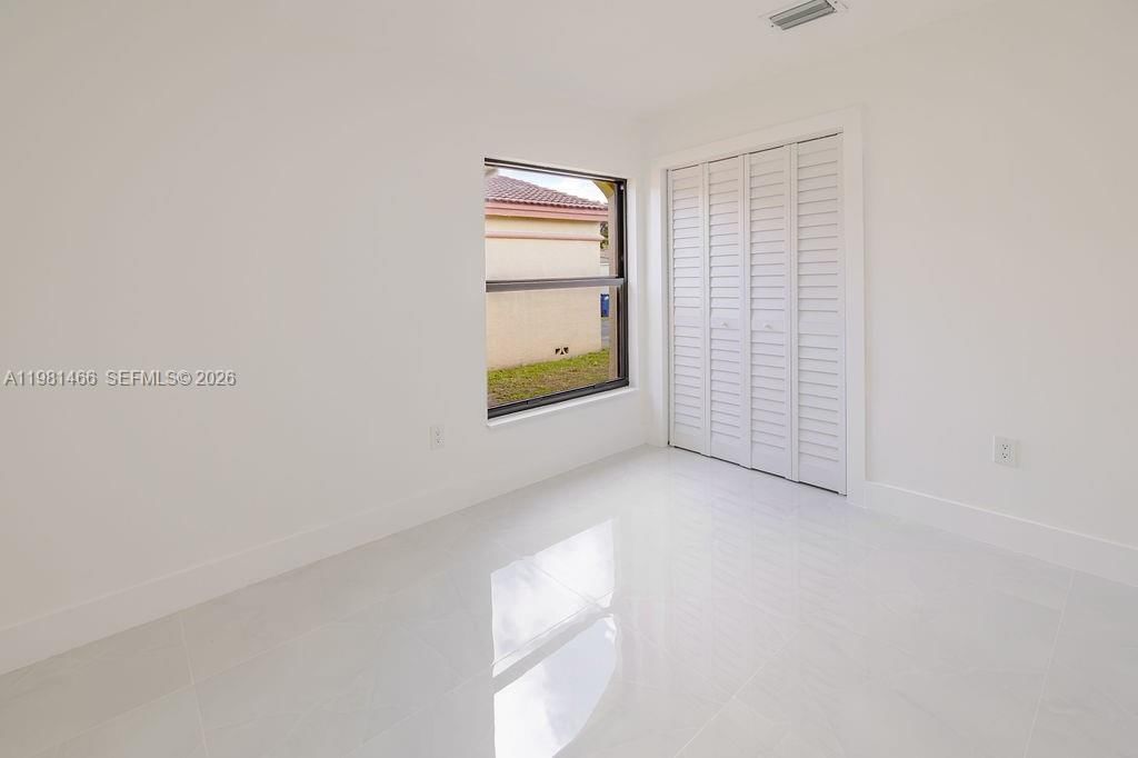 Real estate property located at 8940 4th Ter, Miami-dade, Poinciana Pointe Phase 1, Miami, FL