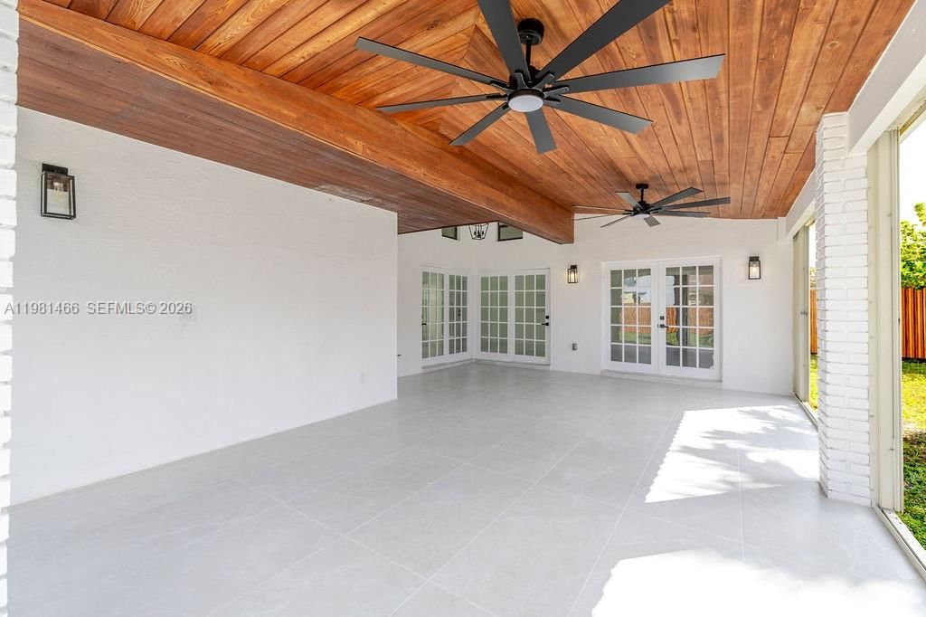 Real estate property located at 8940 4th Ter, Miami-dade, Poinciana Pointe Phase 1, Miami, FL