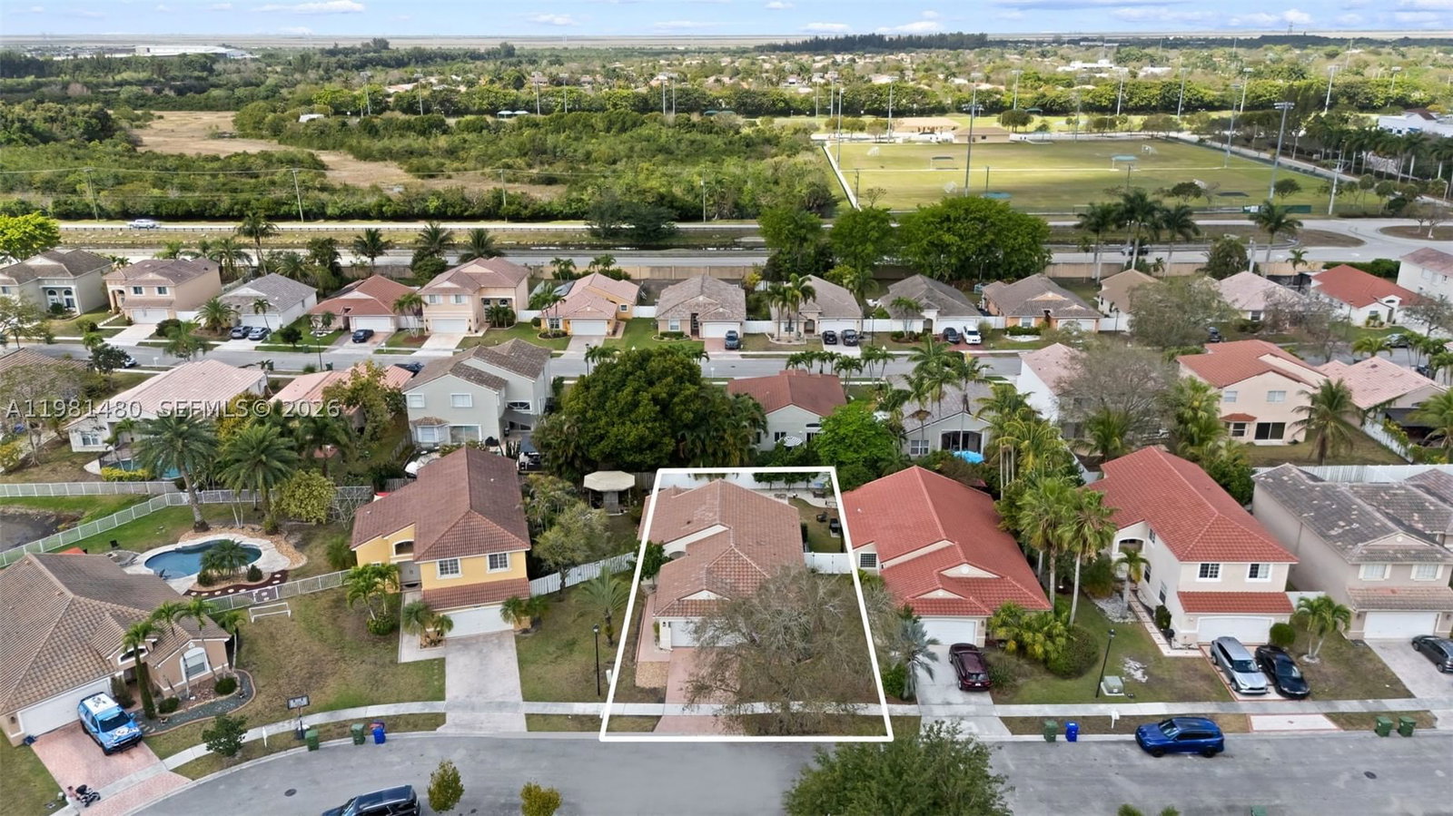 Real estate property located at 334 194th Ave, Broward, Twin Acres, Pembroke Pines, FL