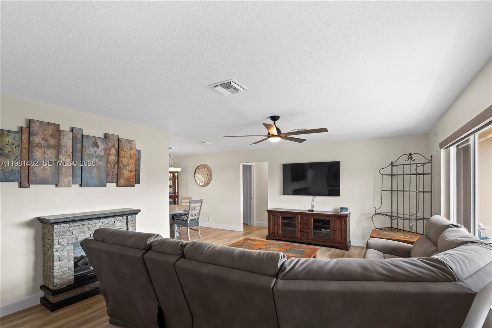 Real estate property located at 6945 17th St, Broward, Paradise Gardens Sec 3, Margate, FL