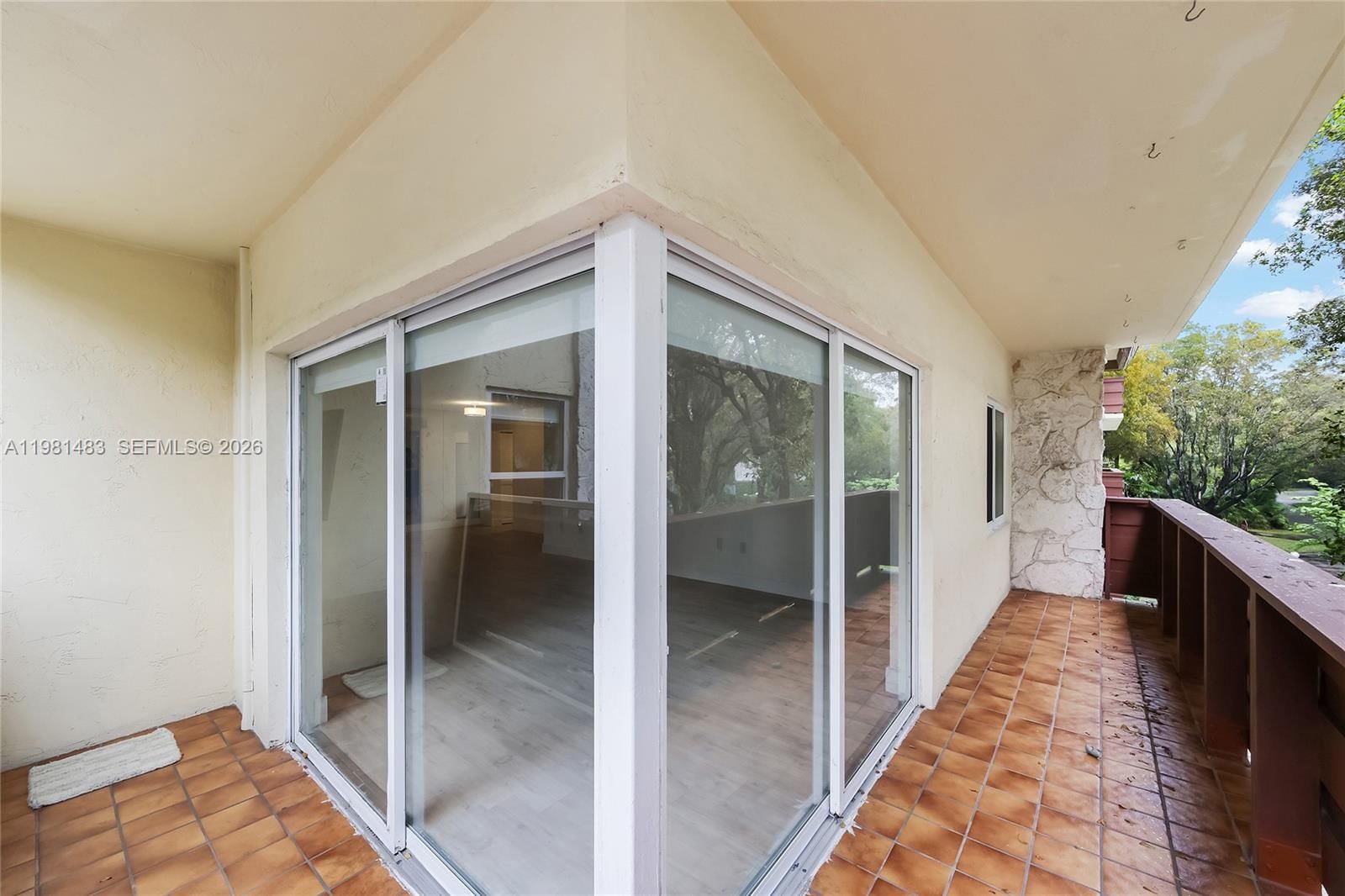 Real estate property located at 1205 Mariposa Ave #326, Miami-dade, Villa Capri Condo, Coral Gables, FL
