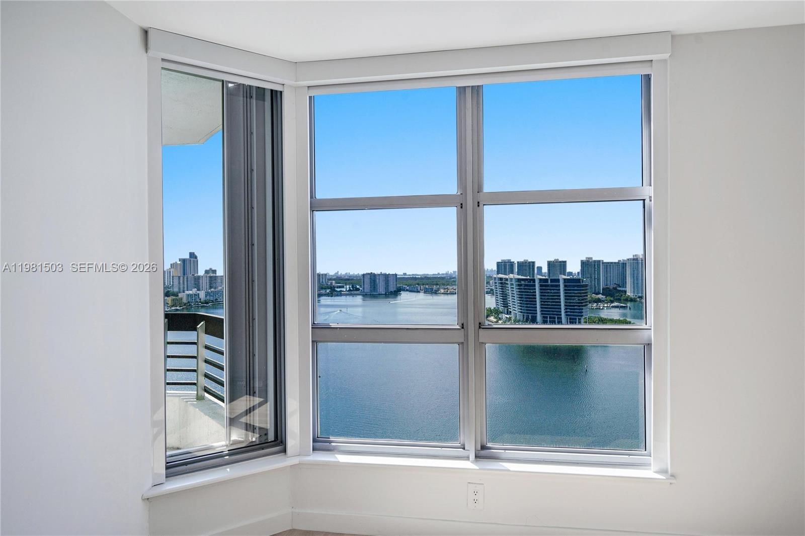 Real estate property located at 19101 36th Ct #2604, Miami-dade, Mystic Pointe Condo No Th, Aventura, FL