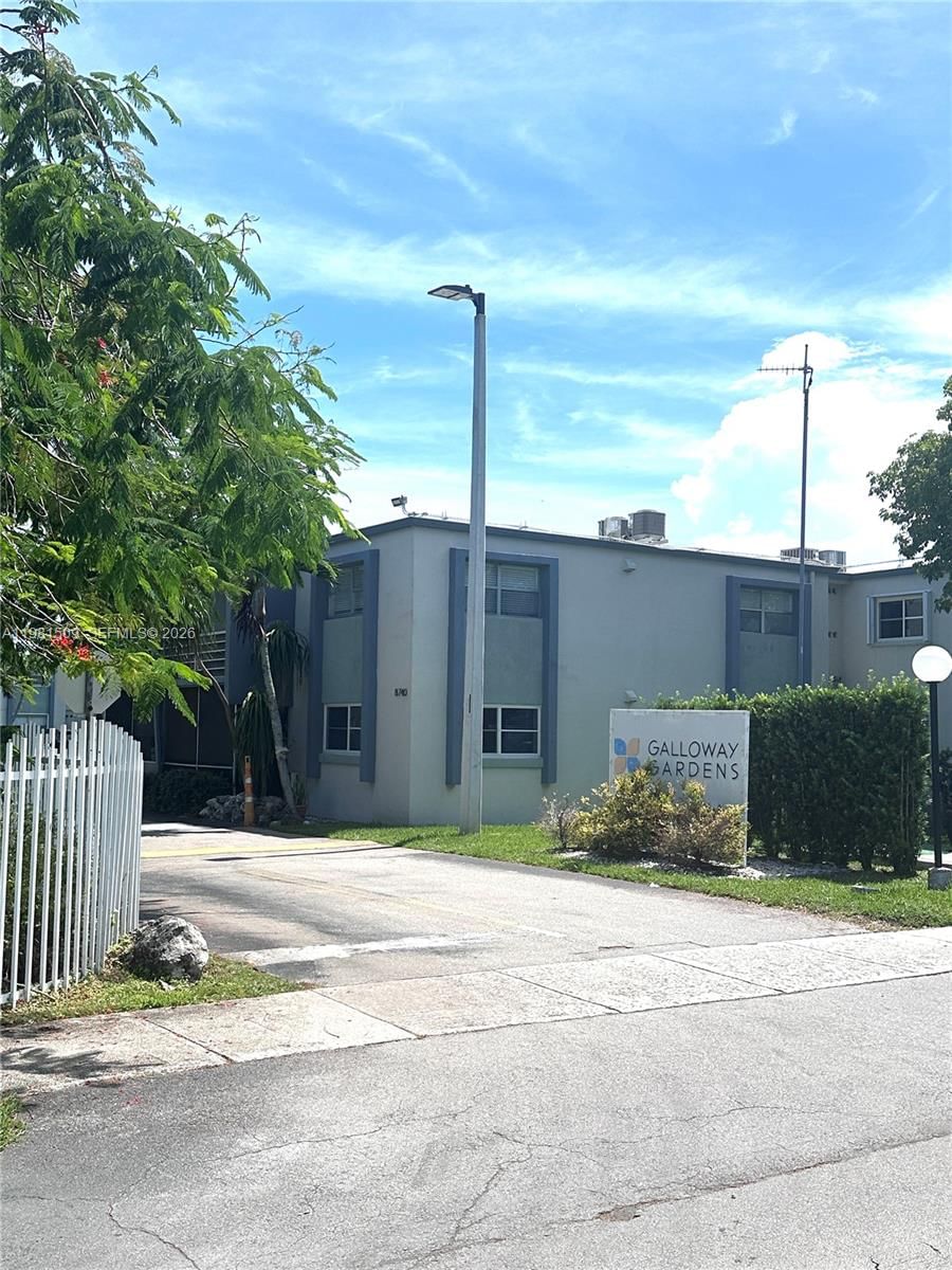 Real estate property located at 8794 12th St #105, Miami-dade, Galloway Gardens Condo, Miami, FL
