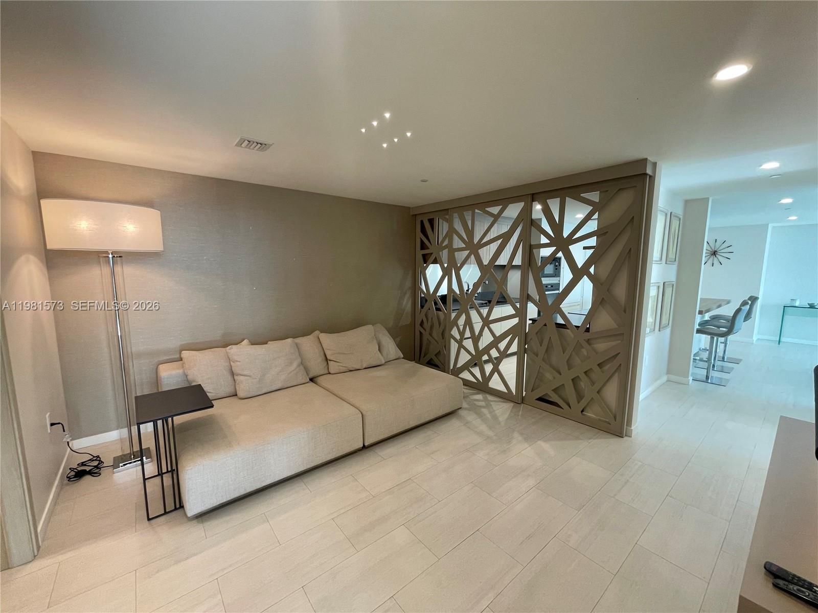 Real estate property located at 1000 Brickell Plaza #4410, Miami-dade, Brickell Flatiron, Miami, FL