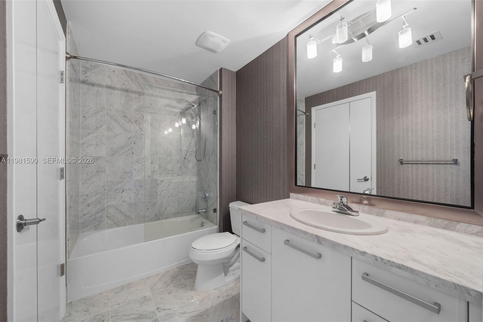 Real estate property located at , Miami-dade, Vizcayne North Condo, Miami, FL