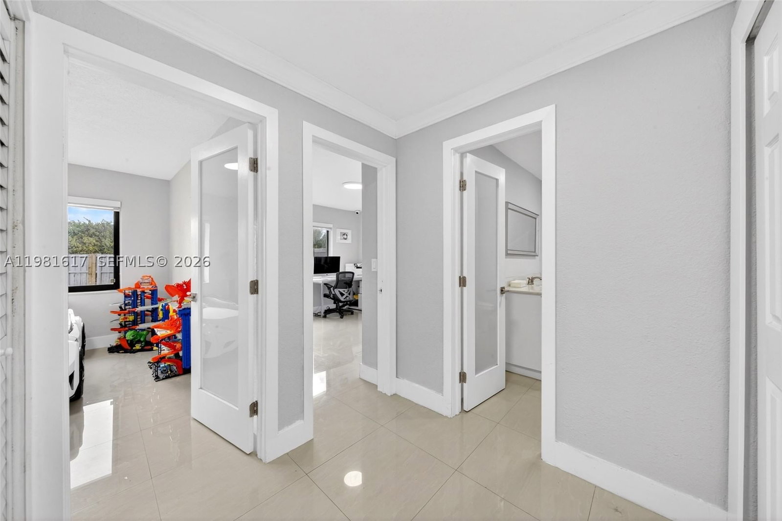 Real estate property located at 11951 120th Ter, Miami-dade, Pine Meadows Estates, Miami, FL