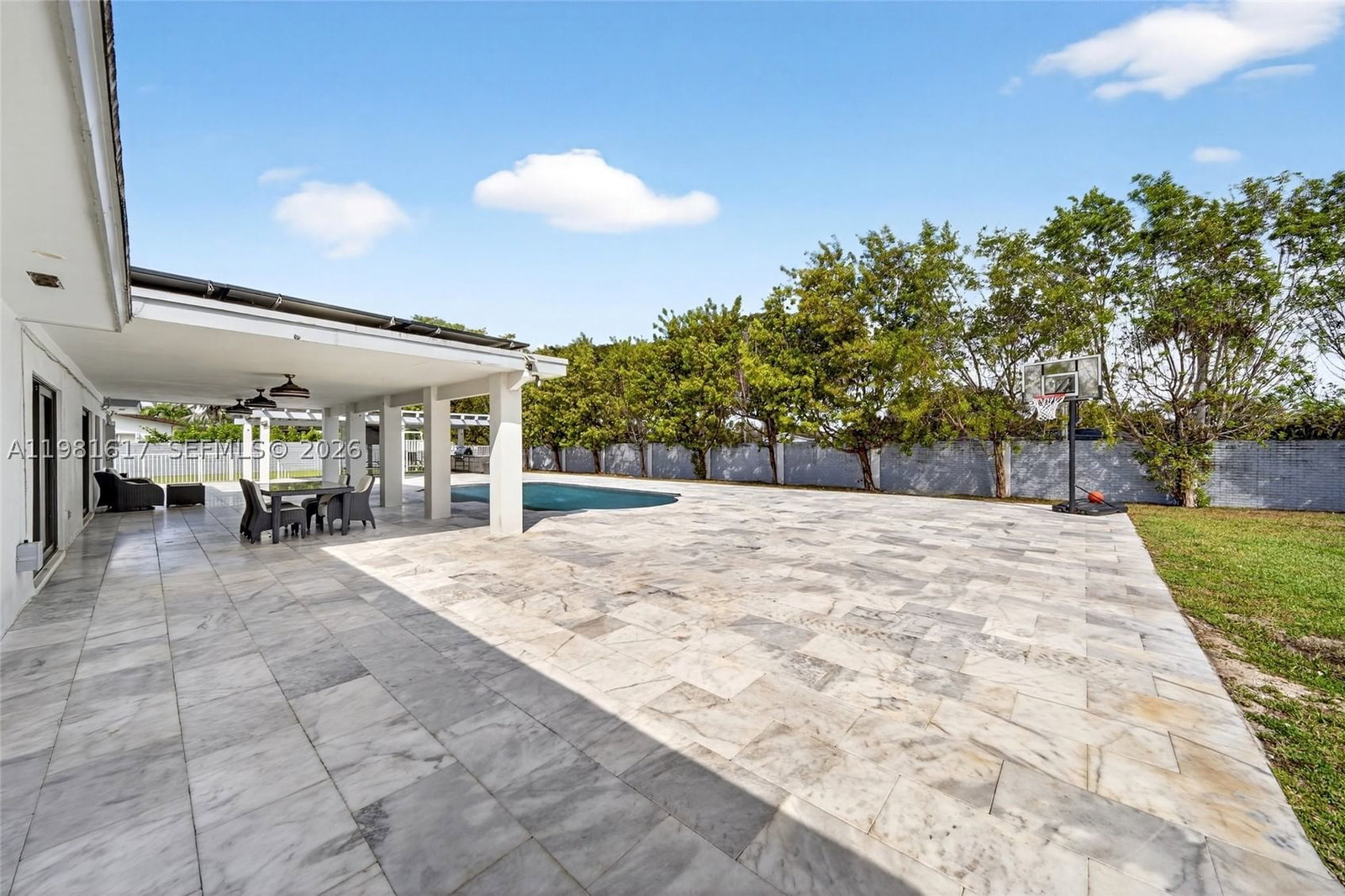 Real estate property located at 11951 120th Ter, Miami-dade, Pine Meadows Estates, Miami, FL