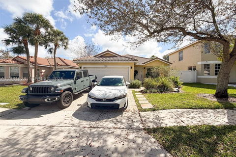 Real estate property located at 743 121st Ave, Broward, Nasher Plat, Pembroke Pines, FL
