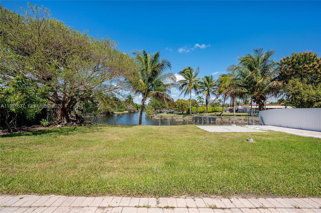 Real estate property located at 9361 16th St, Miami-dade, Coral Park Estates Sec 4, Miami, FL