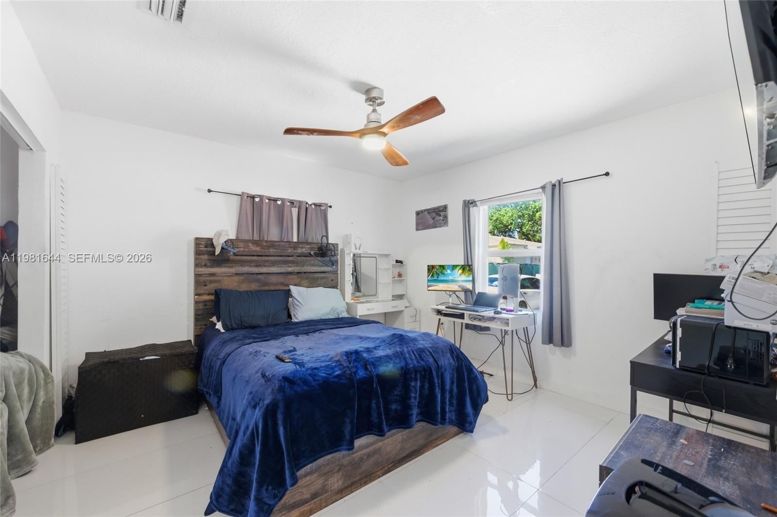 Real estate property located at 6324 1st Pl, Miami-dade, Cottage Villa Track, Miami, FL