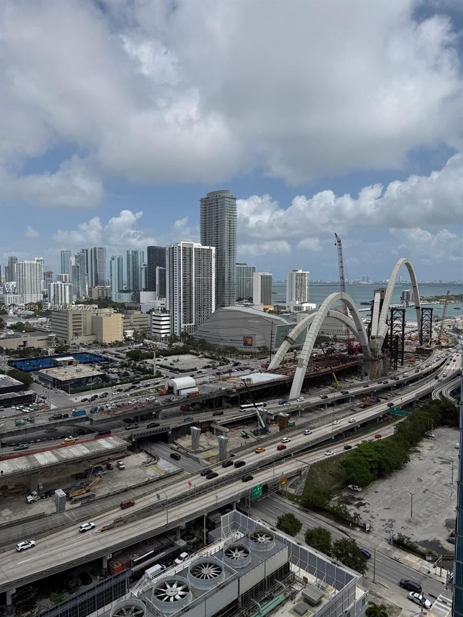 Real estate property located at 20 11th St #2606B, Miami-dade, Eleven Hotel And Residence, Miami, FL