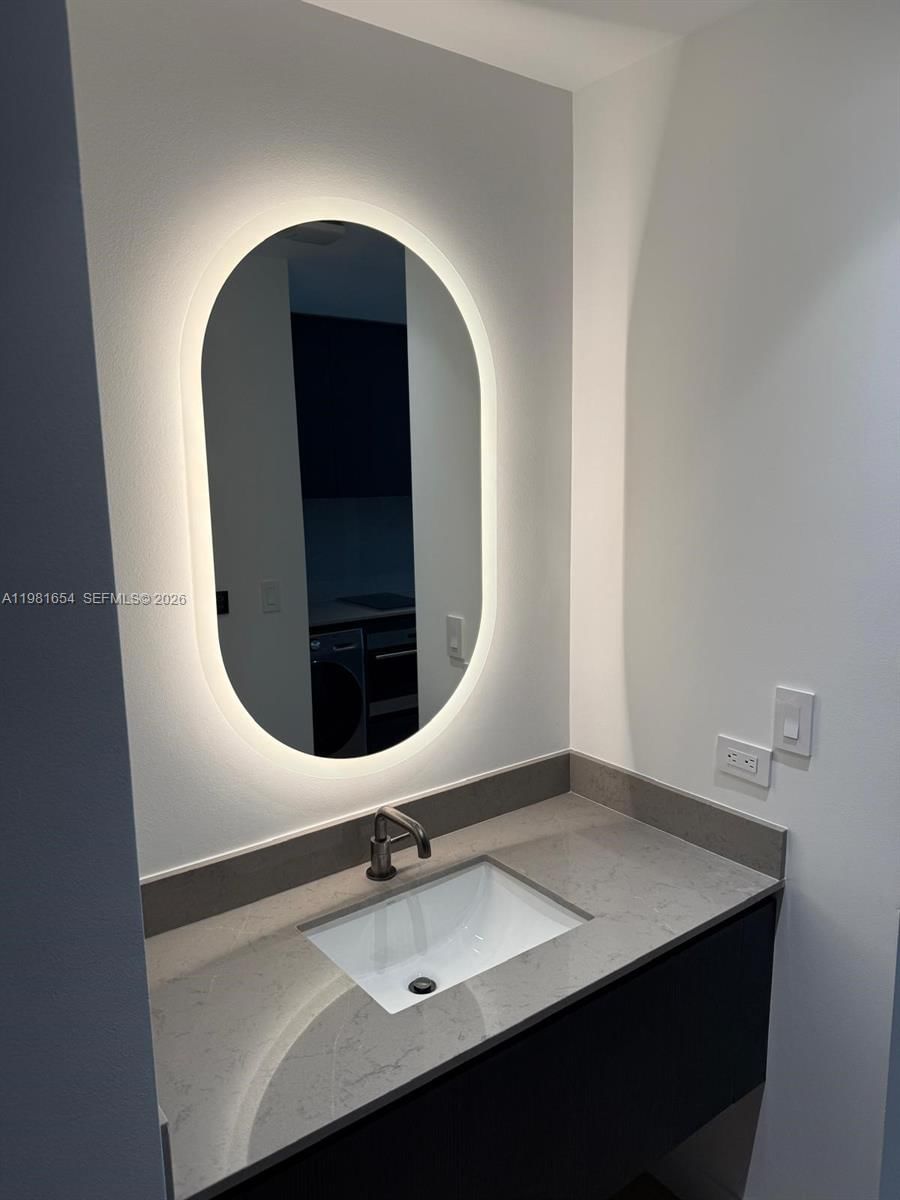 Real estate property located at 20 11th St #2606B, Miami-dade, Eleven Hotel And Residence, Miami, FL