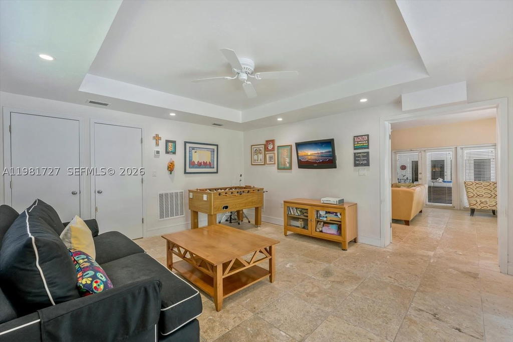 Real estate property located at 1021 Greenway Dr, Miami-dade, Coral Gables Sec C, Coral Gables, FL