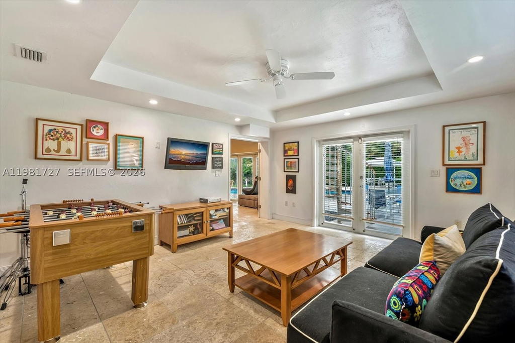 Real estate property located at 1021 Greenway Dr, Miami-dade, Coral Gables Sec C, Coral Gables, FL