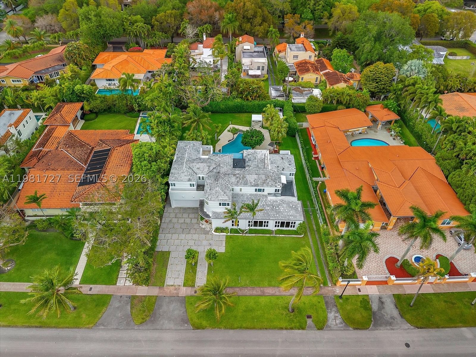 Real estate property located at 1021 Greenway Dr, Miami-dade, Coral Gables Sec C, Coral Gables, FL