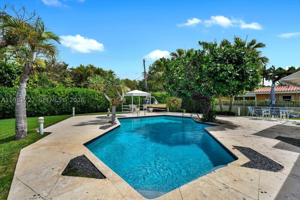 Real estate property located at 1021 Greenway Dr, Miami-dade, Coral Gables Sec C, Coral Gables, FL