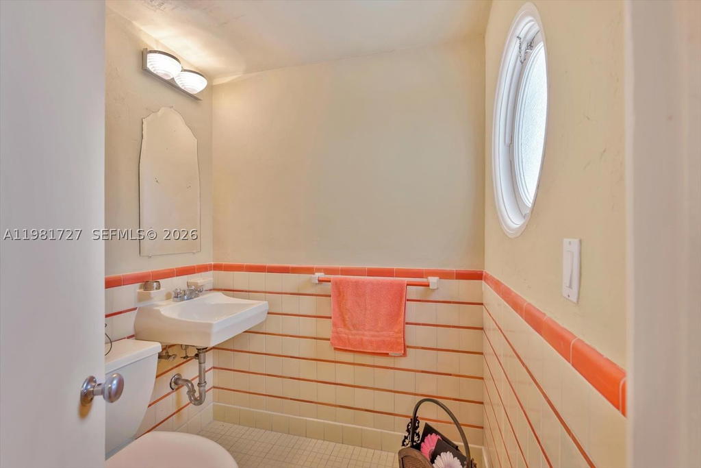 Real estate property located at 1021 Greenway Dr, Miami-dade, Coral Gables Sec C, Coral Gables, FL