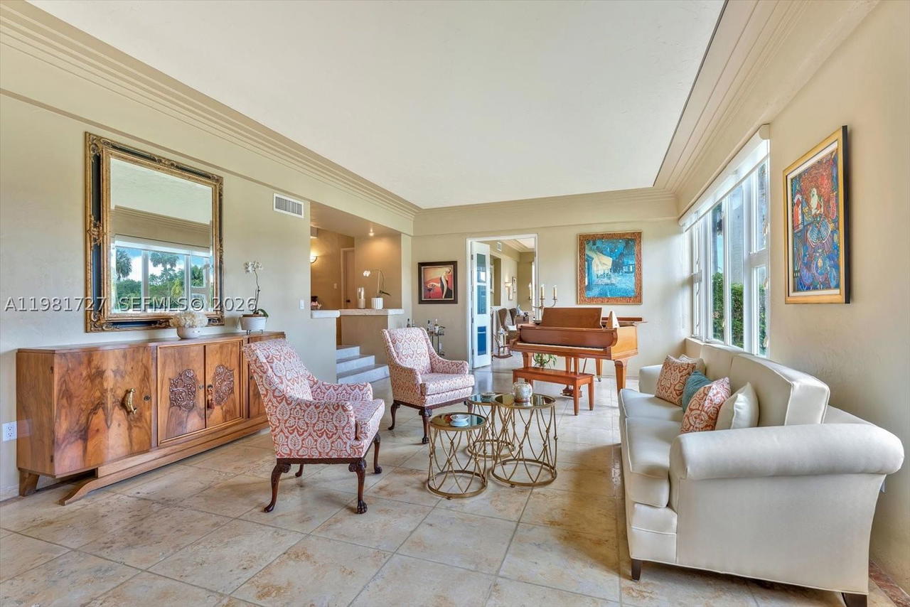 Real estate property located at 1021 Greenway Dr, Miami-dade, Coral Gables Sec C, Coral Gables, FL