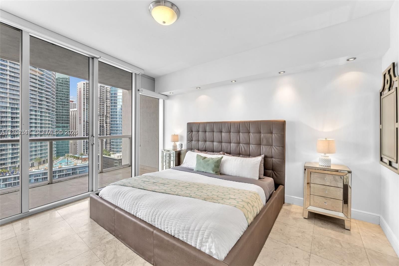 Real estate property located at 485 Brickell Ave #2503, Miami-dade, Icon Brickell Condo No 3, Miami, FL