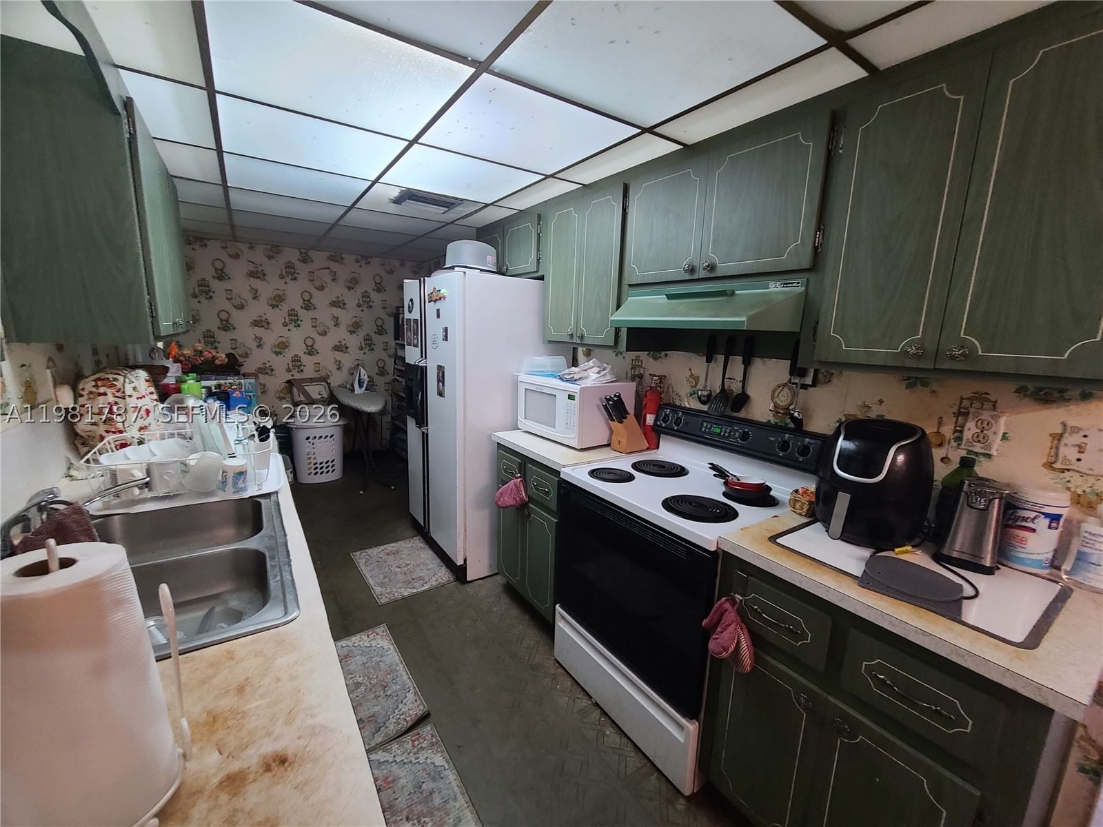 Real estate property located at 2271 188th Ter, Miami-dade, Greendale Estates Sec 1, Miami Gardens, FL