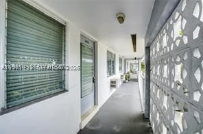 Real estate property located at 2020 51st Ct #203, Broward, Colony Terrace Apts Co-op, Fort Lauderdale, FL