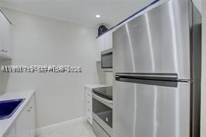Real estate property located at 2020 51st Ct #203, Broward, Colony Terrace Apts Co-op, Fort Lauderdale, FL