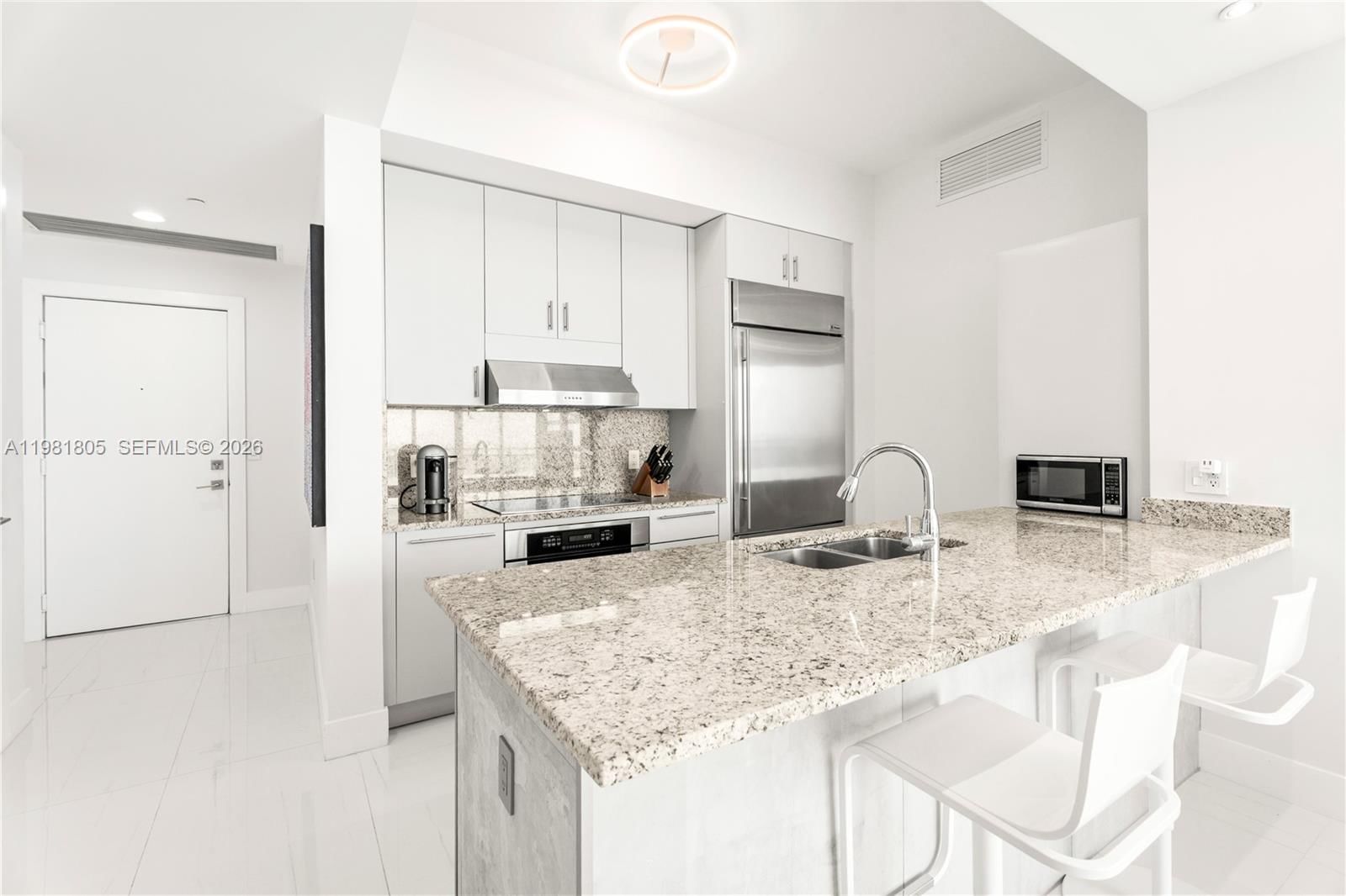 Real estate property located at 950 Brickell Bay Dr #4710, Miami-dade, The Plaza 851 Brickell Co, Miami, FL