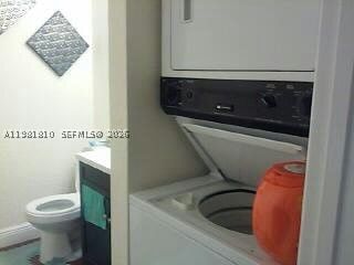 Real estate property located at 5530 44th St #411C, Broward, Inverwood Condo, Lauderhill, FL