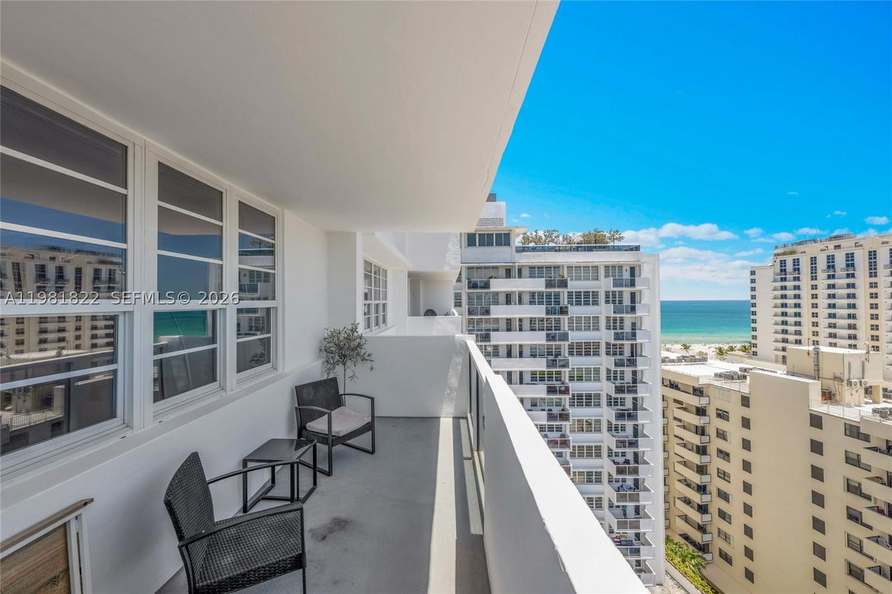 Real estate property located at 100 Lincoln Rd #1511, Miami-dade, The Decoplage Condo, Miami Beach, FL