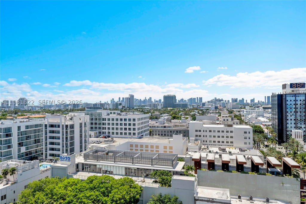 Real estate property located at 100 Lincoln Rd #1511, Miami-dade, The Decoplage Condo, Miami Beach, FL
