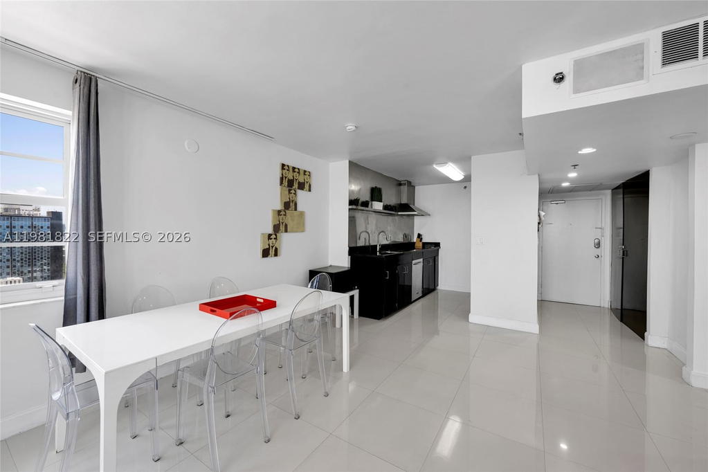Real estate property located at 100 Lincoln Rd #1511, Miami-dade, The Decoplage Condo, Miami Beach, FL