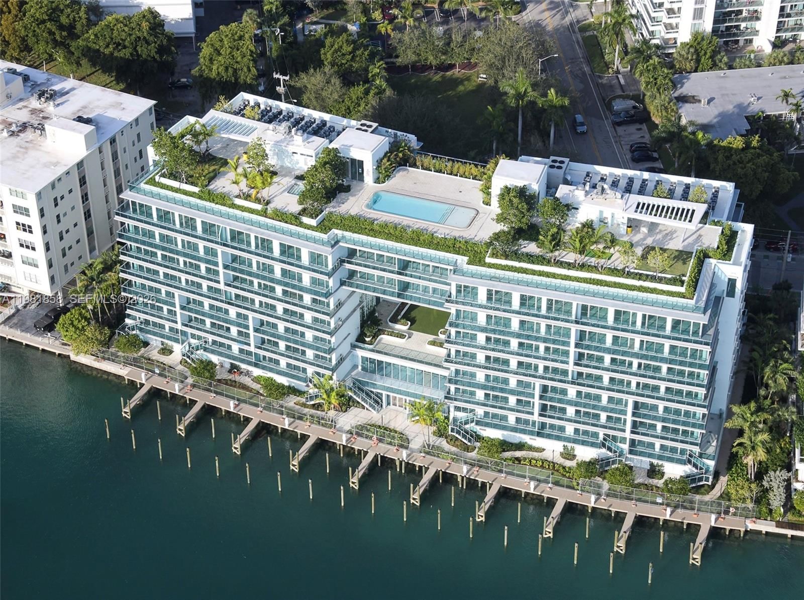 Real estate property located at 9221 BAY HARBOR DRIVE #810, Miami-dade, La Baia Bay Harbor Islands, Bay Harbor Islands, FL
