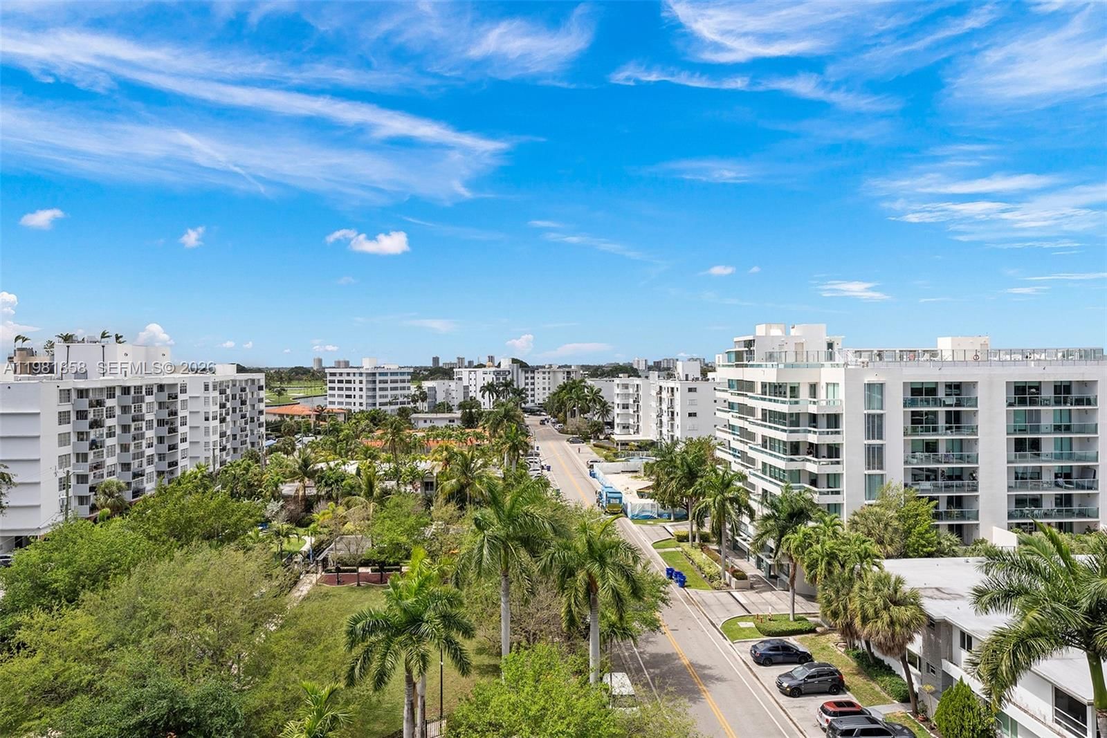 Real estate property located at 9221 BAY HARBOR DRIVE #810, Miami-dade, La Baia Bay Harbor Islands, Bay Harbor Islands, FL