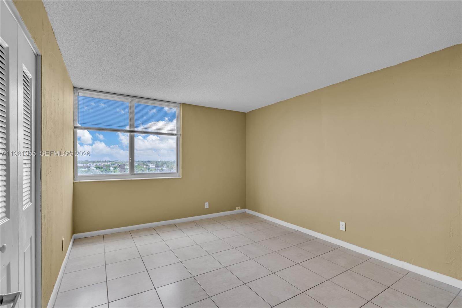 Real estate property located at 9143 77th Ave B802, Miami-dade, Dadeland Place Condo, Miami, FL