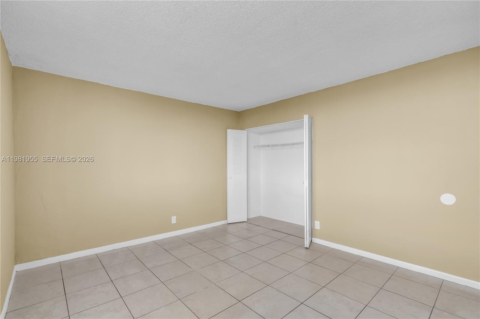 Real estate property located at 9143 77th Ave B802, Miami-dade, Dadeland Place Condo, Miami, FL