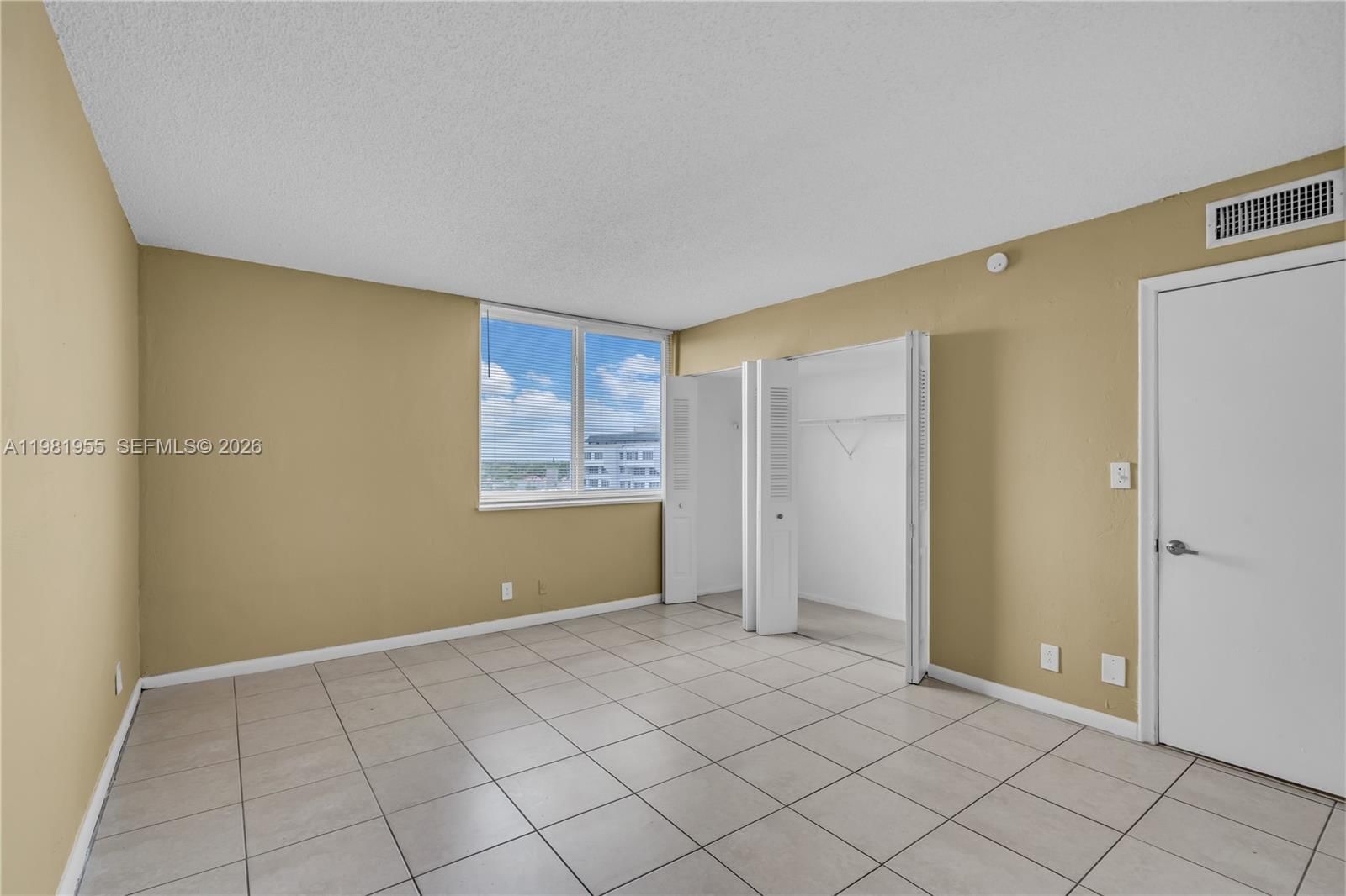 Real estate property located at 9143 77th Ave B802, Miami-dade, Dadeland Place Condo, Miami, FL