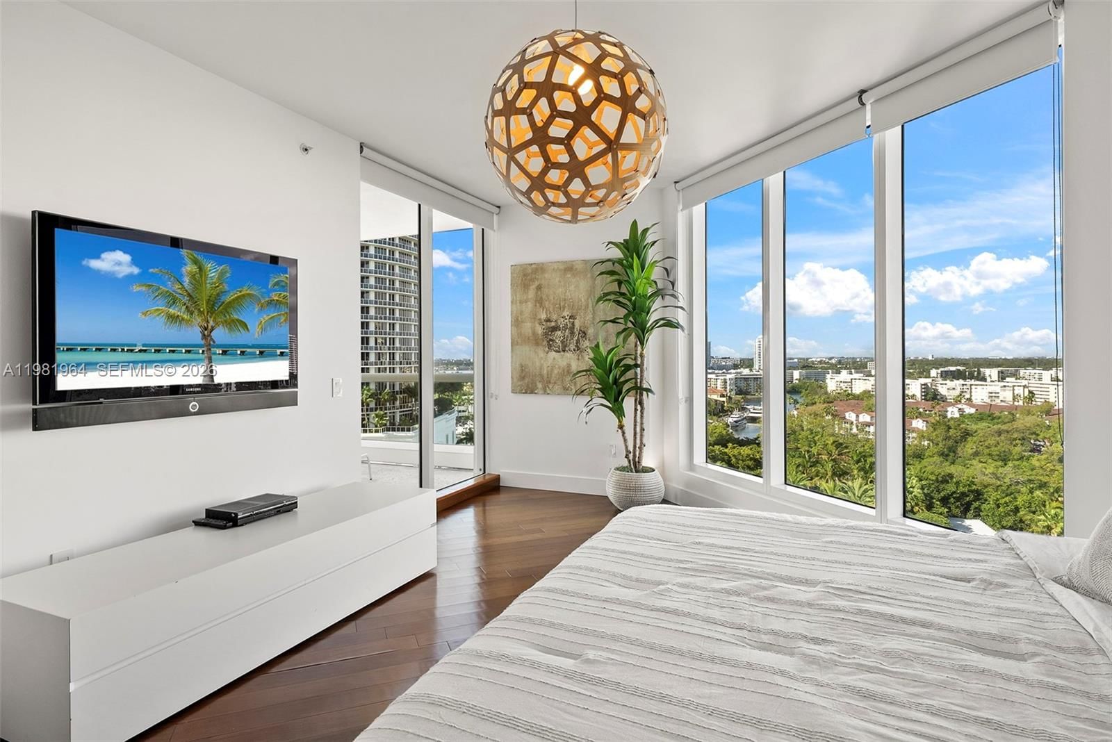 Real estate property located at 6000 Island Blvd #1208, Miami-dade, Bellamare @ Williams Isla, Aventura, FL