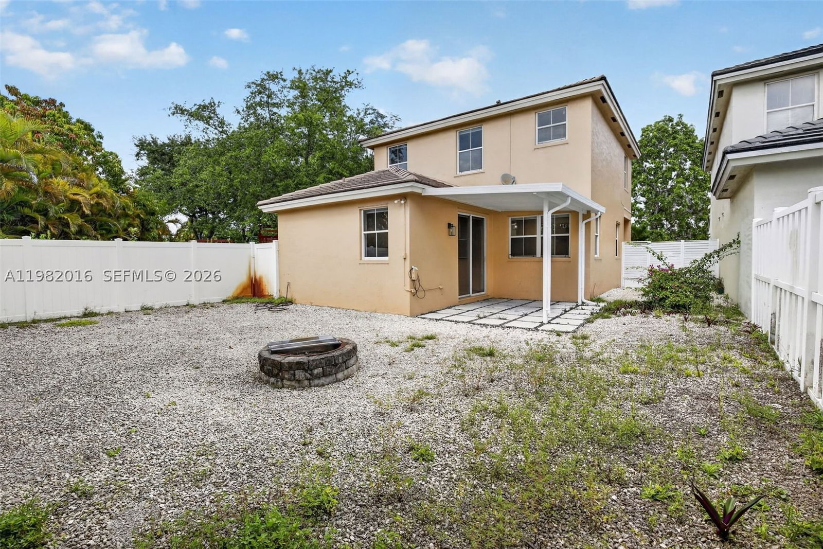 Real estate property located at 6955 148th Ln, Broward, Sheridan Glenn, Davie, FL