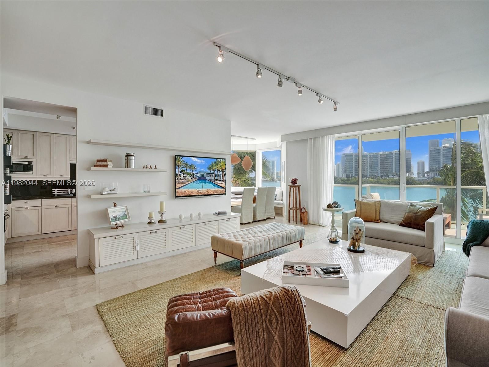 Real estate property located at 3201 183rd St #301, Miami-dade, The Peninsula Condo, Aventura, FL