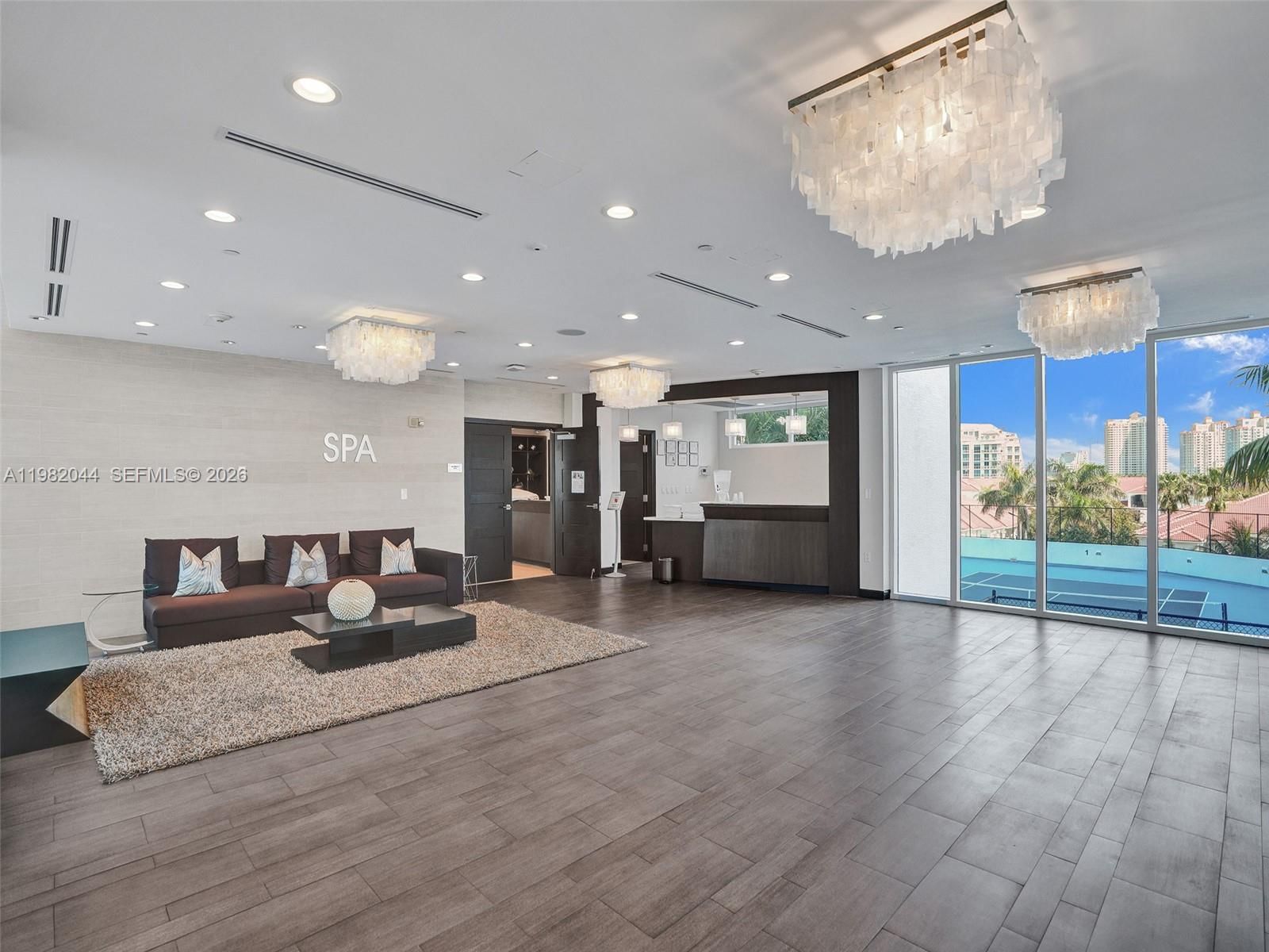 Real estate property located at 3201 183rd St #301, Miami-dade, The Peninsula Condo, Aventura, FL