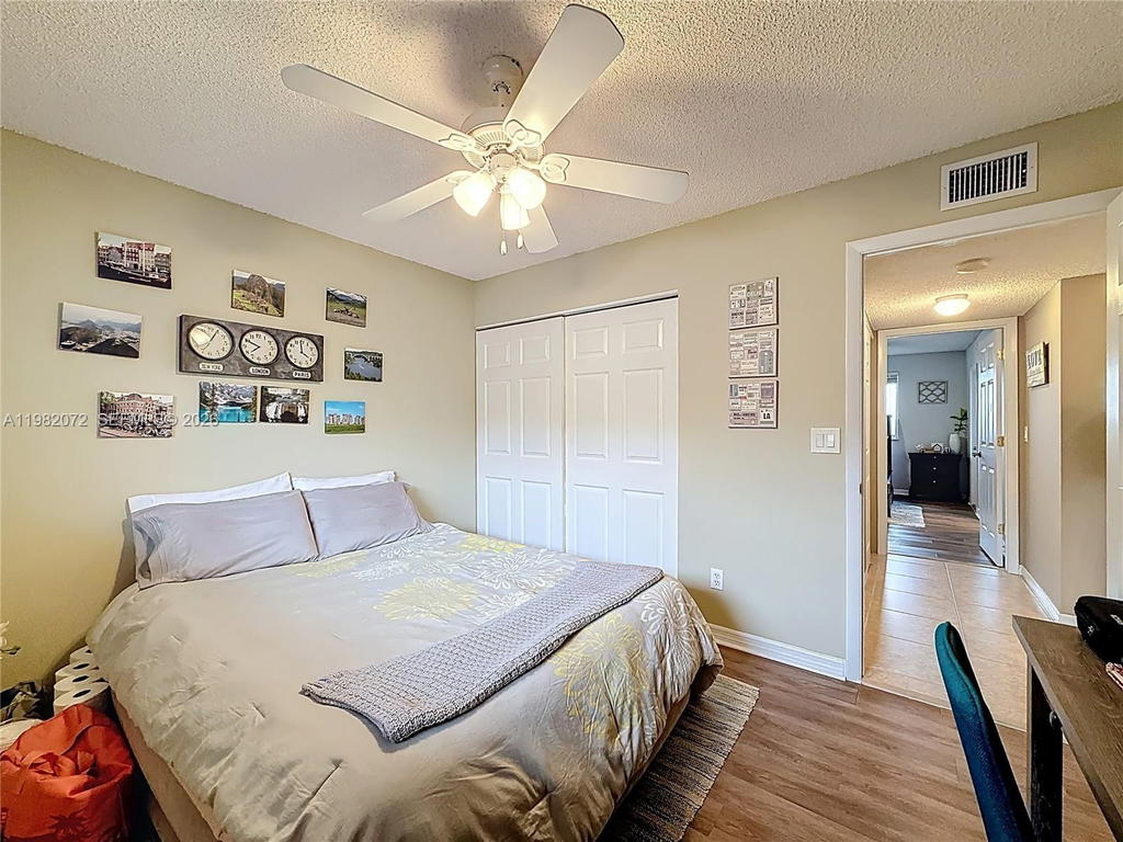 Real estate property located at 17000 67th Ave #423, Miami-dade, Country Lane Condo #2, Hialeah, FL