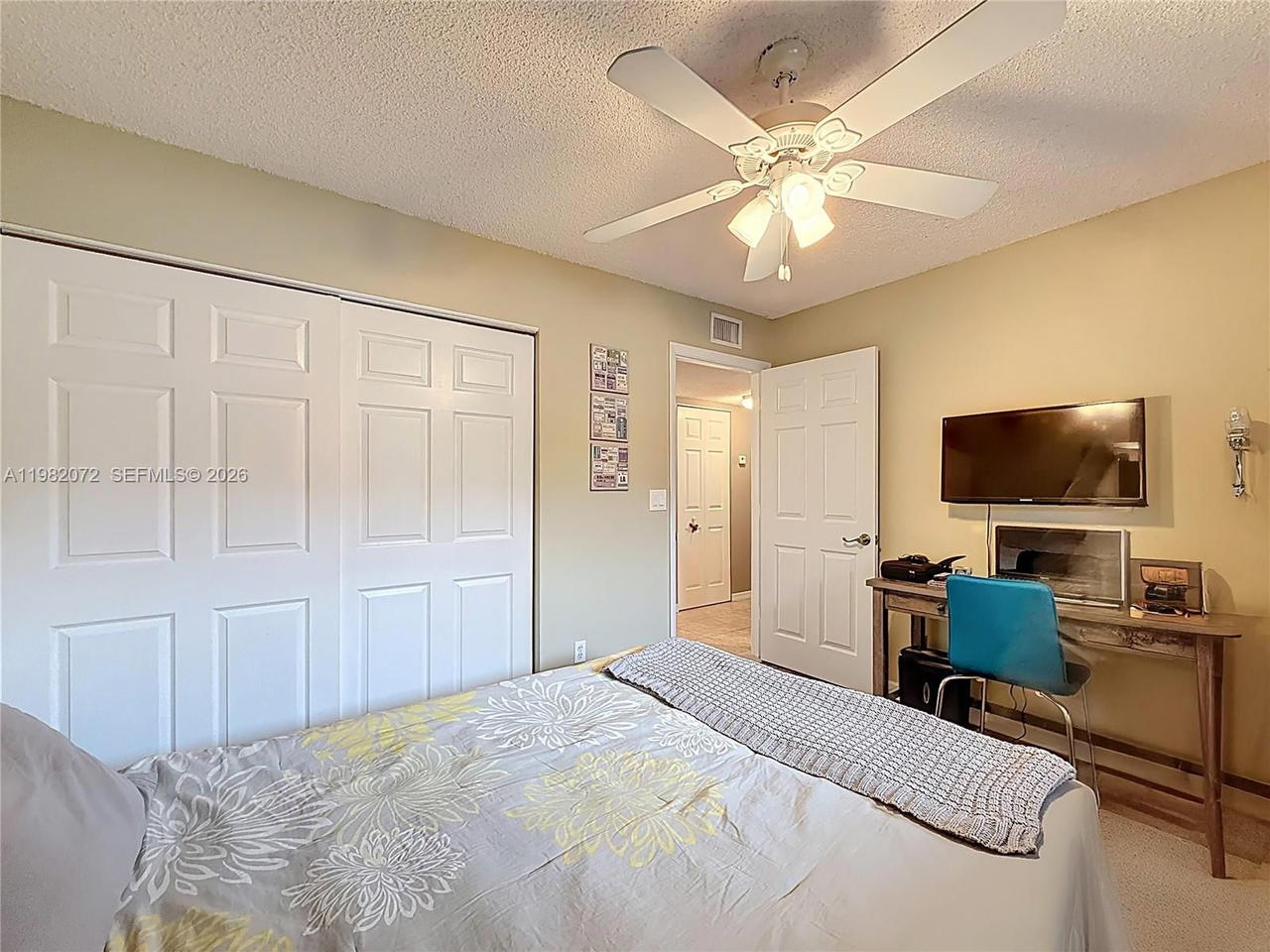 Real estate property located at 17000 67th Ave #423, Miami-dade, Country Lane Condo #2, Hialeah, FL