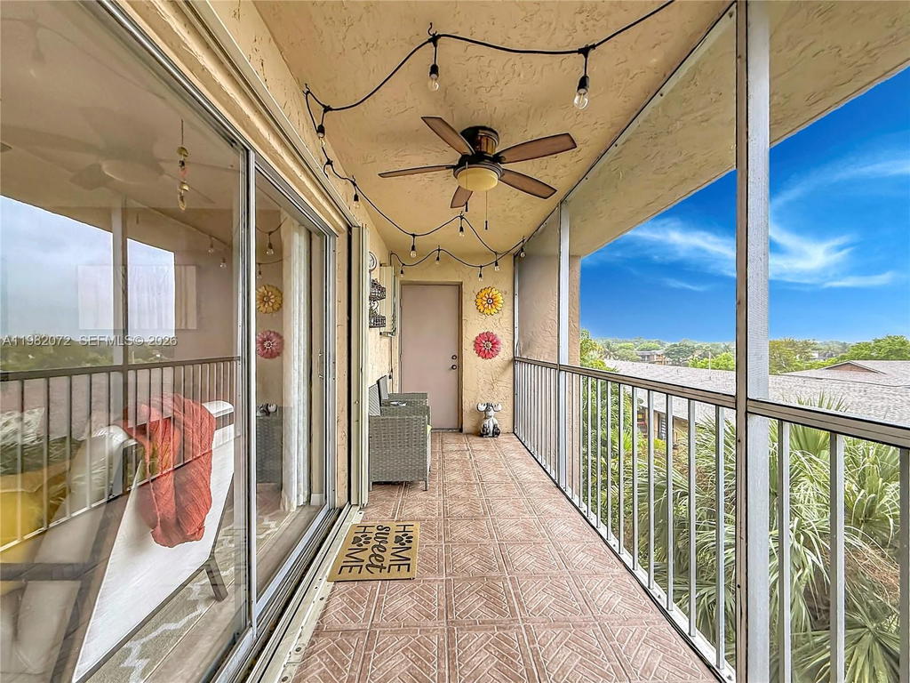 Real estate property located at 17000 67th Ave #423, Miami-dade, Country Lane Condo #2, Hialeah, FL
