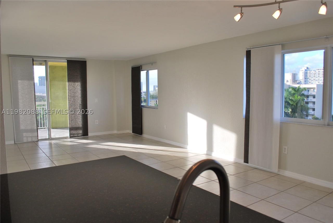 Real estate property located at 816 11th St #801, Miami-dade, Seybold Pointe Condo, Miami, FL