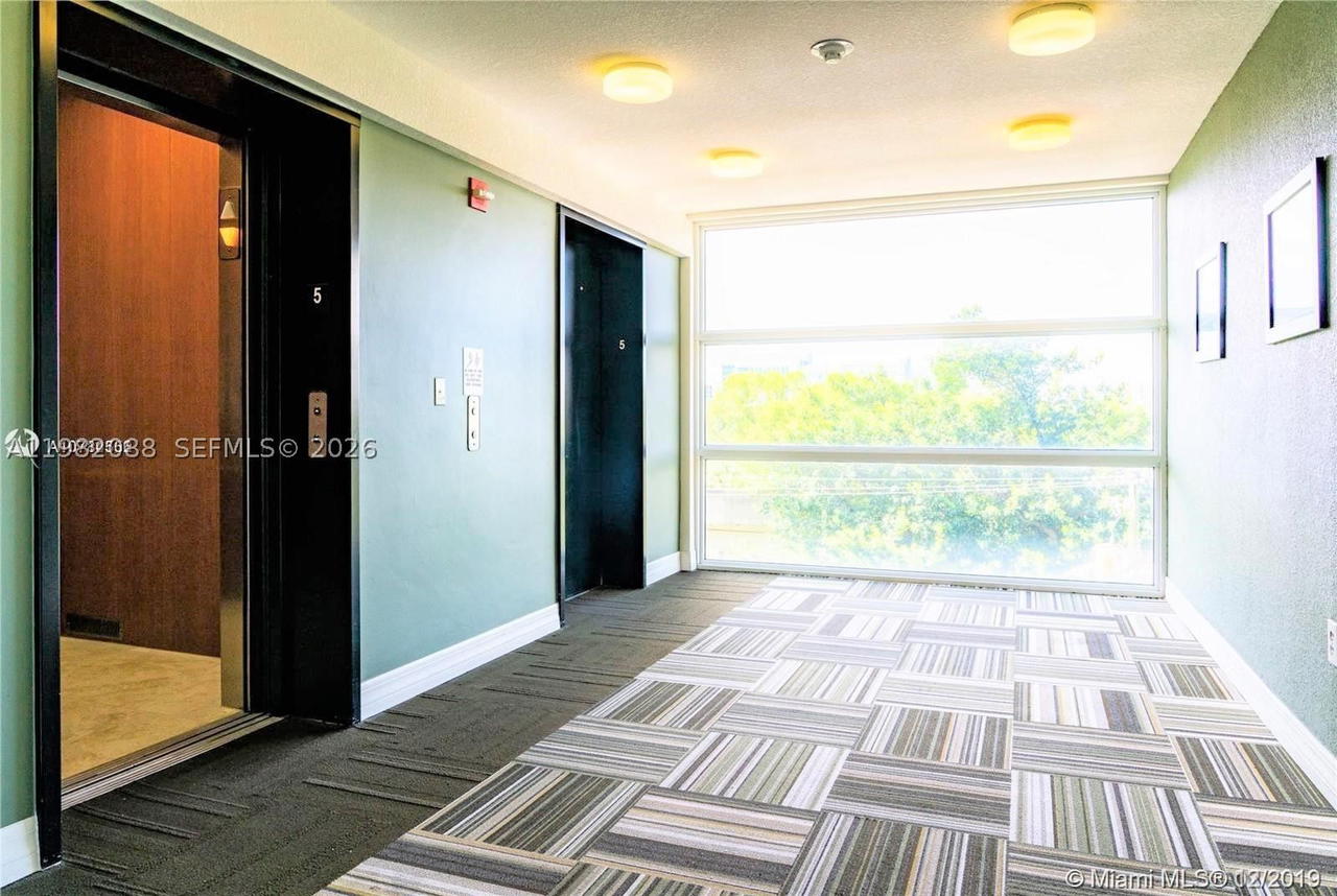 Real estate property located at 816 11th St #801, Miami-dade, Seybold Pointe Condo, Miami, FL